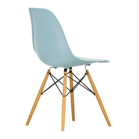 Cadeira Eames em Plástico DSW / Ácer Dourado